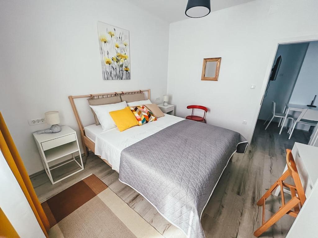 Apartments Happy Sukošan Esterno foto